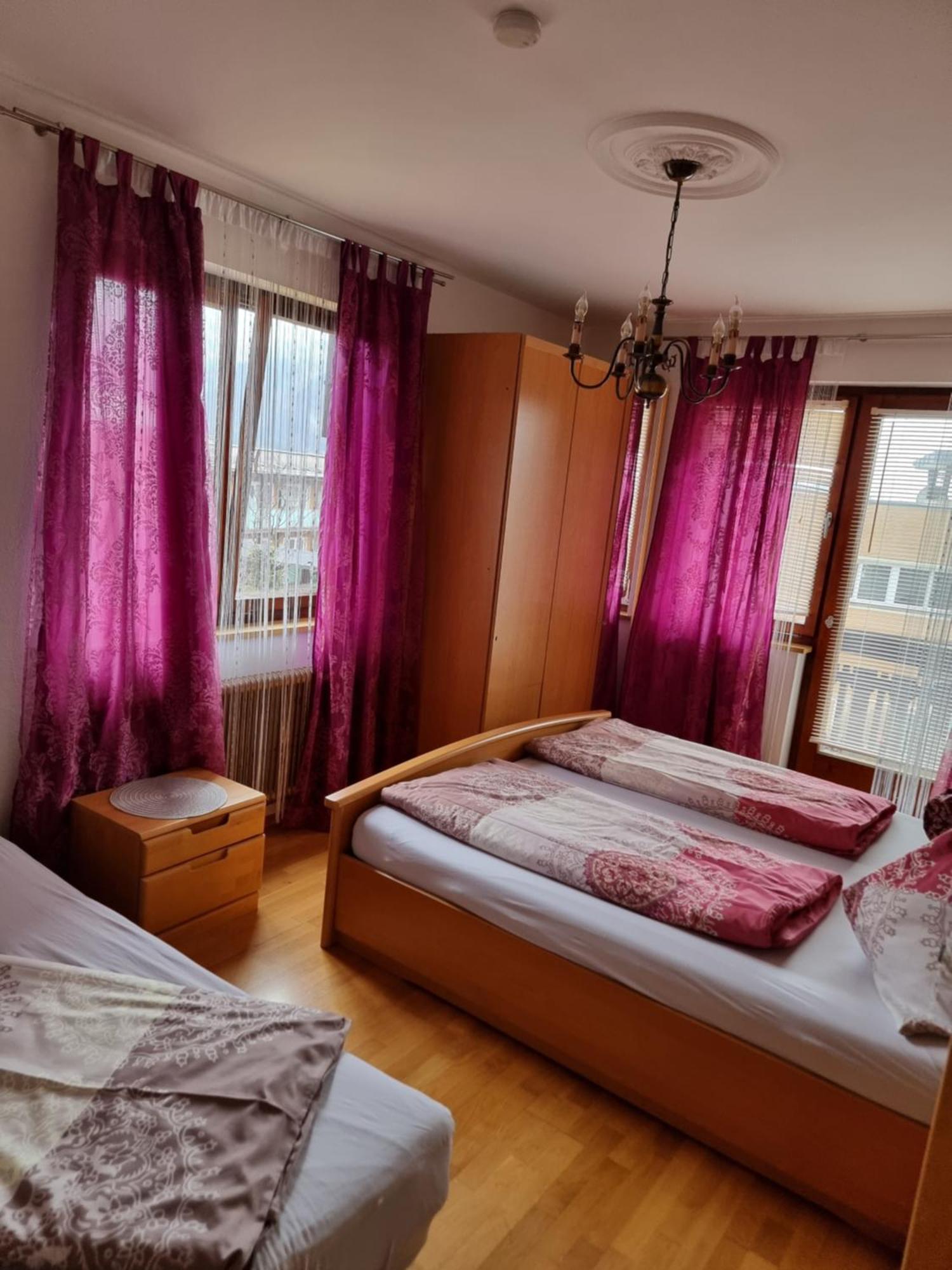 Ferienhaus Burgblick Treffen Chambre photo