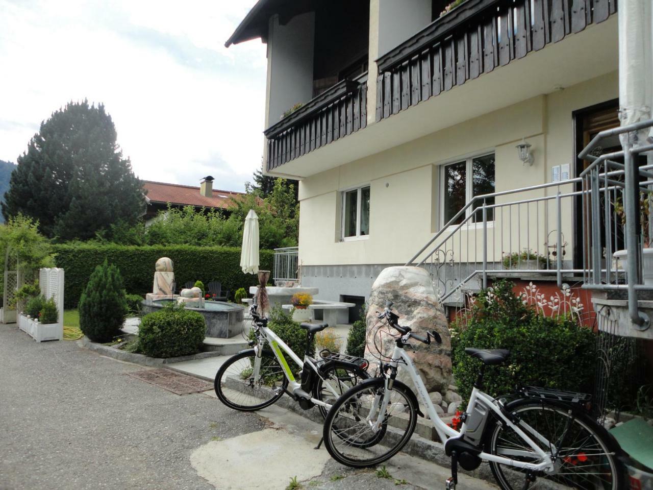 Ferienhaus Burgblick Treffen Extérieur photo